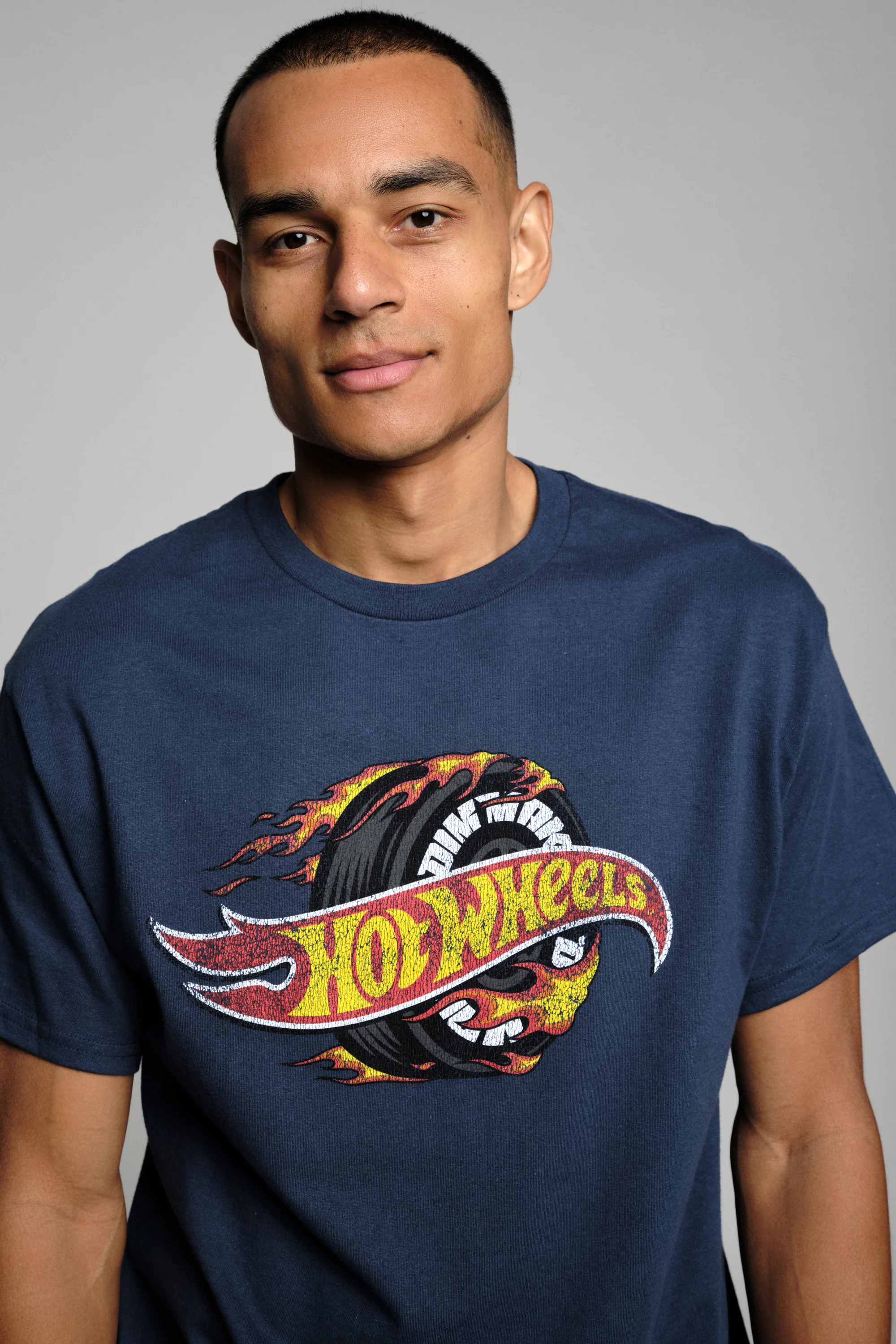 Hot Wheels™ x DIM MAK COLLECTION® - Tire On Fire Tee - Image 4